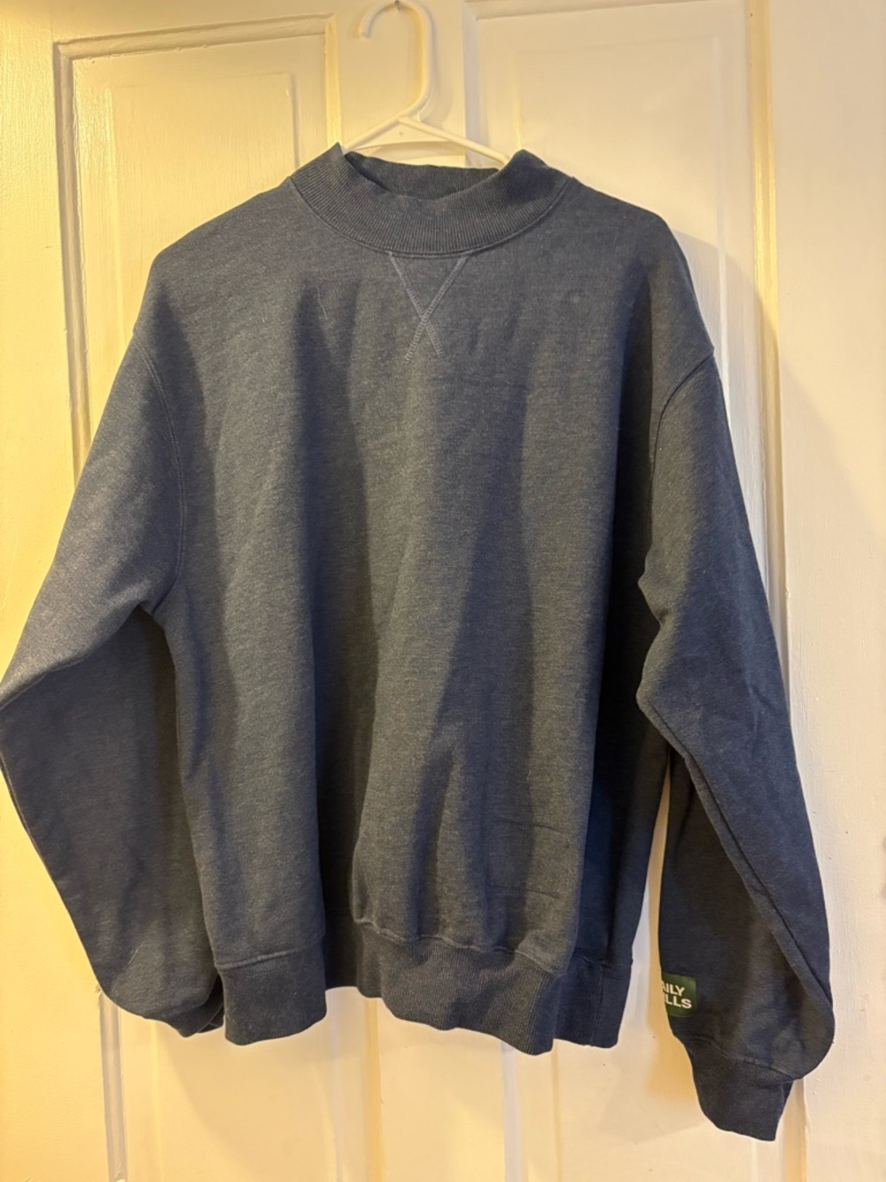 Daily Drills Vintage-Style Crewneck Sweatshirt in Slate Blue